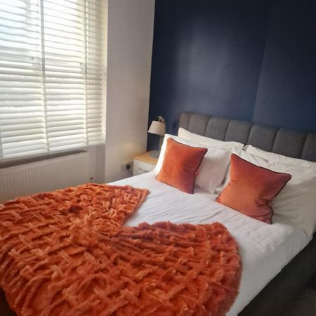 Brondesbury Arms Apartment Лондон Екстериор снимка