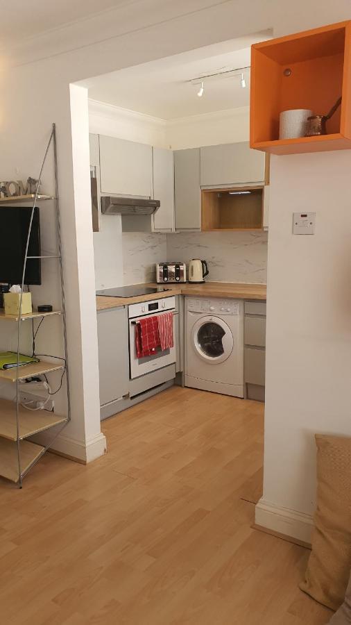 Brondesbury Arms Apartment Лондон Екстериор снимка