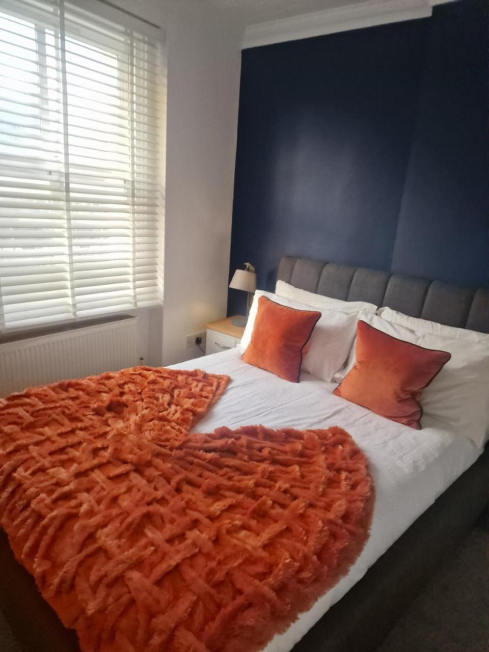 Brondesbury Arms Apartment Лондон Екстериор снимка