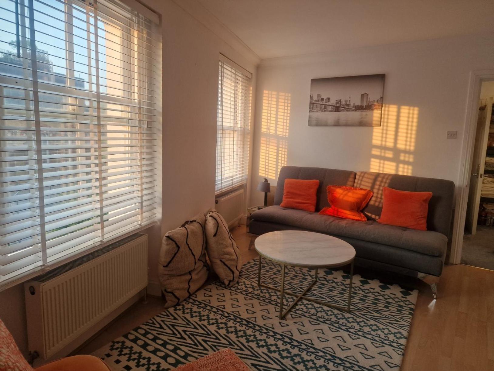 Brondesbury Arms Apartment Лондон Екстериор снимка