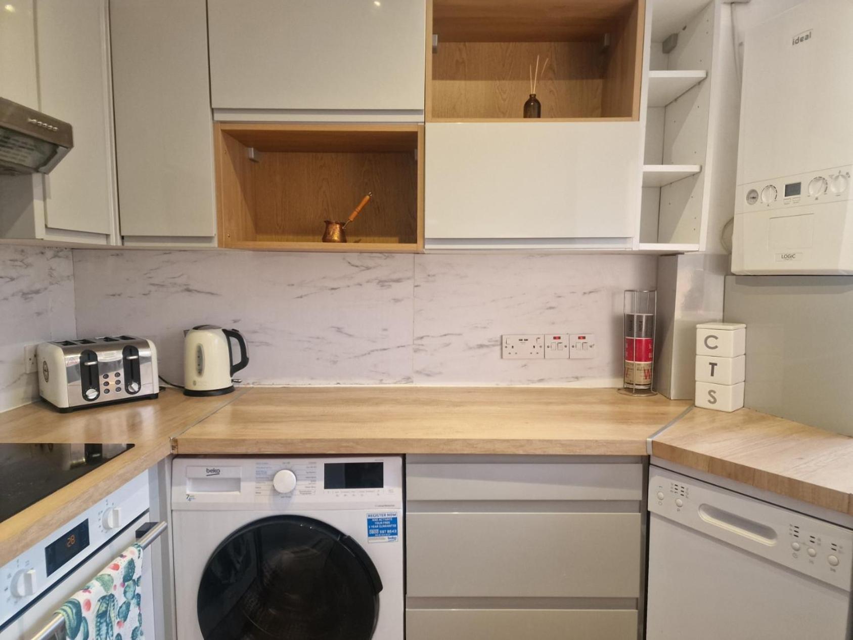 Brondesbury Arms Apartment Лондон Екстериор снимка